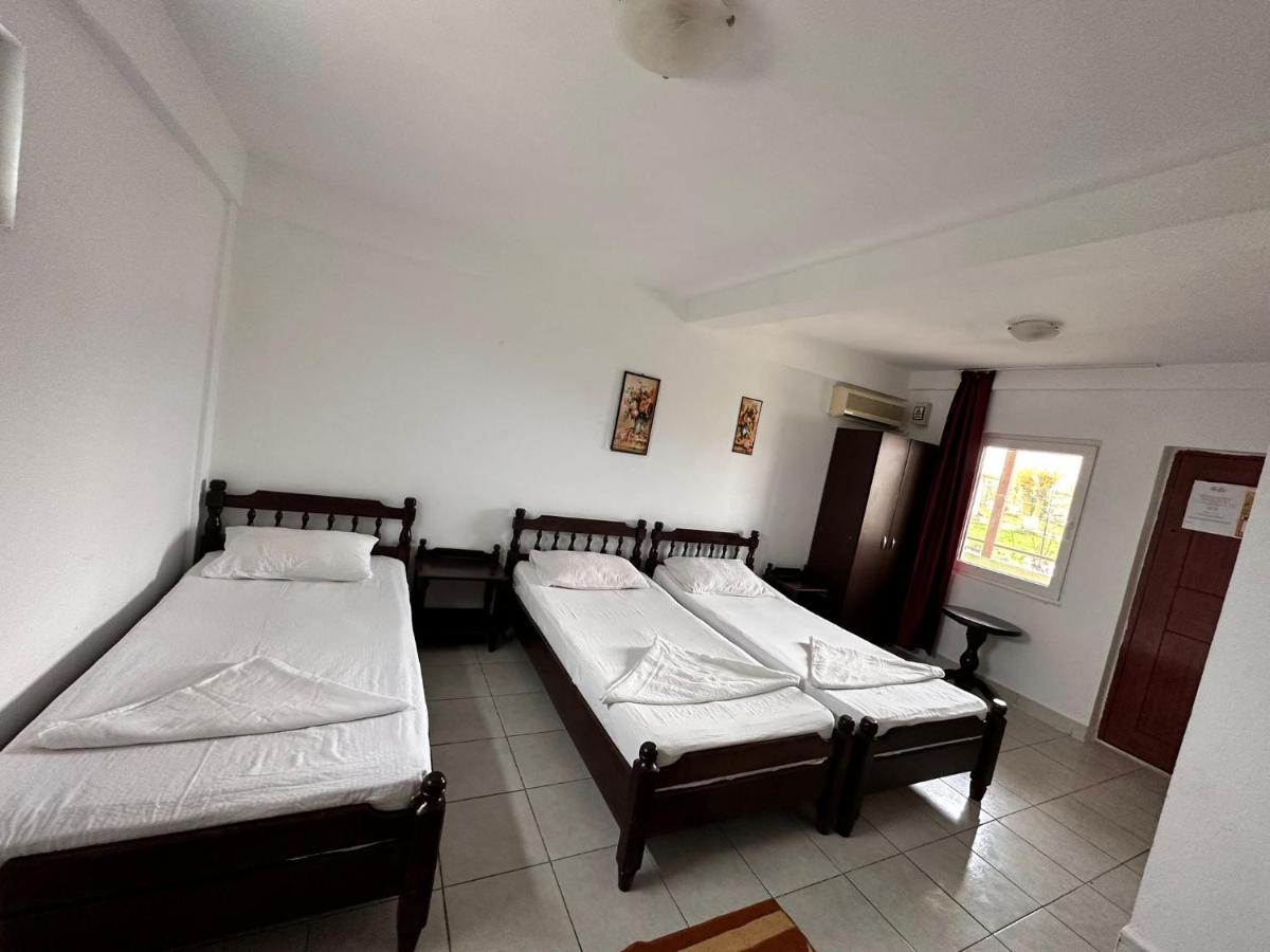Casa Bucuria Henri Coanda Guest house